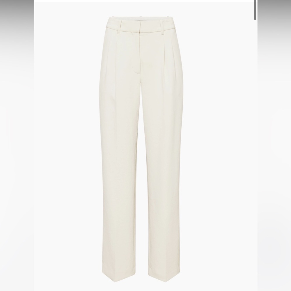 aritzia effortless pants in matte pearl ☁️